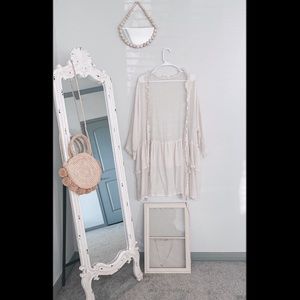 Easel ivory frill short sleeve cardigan